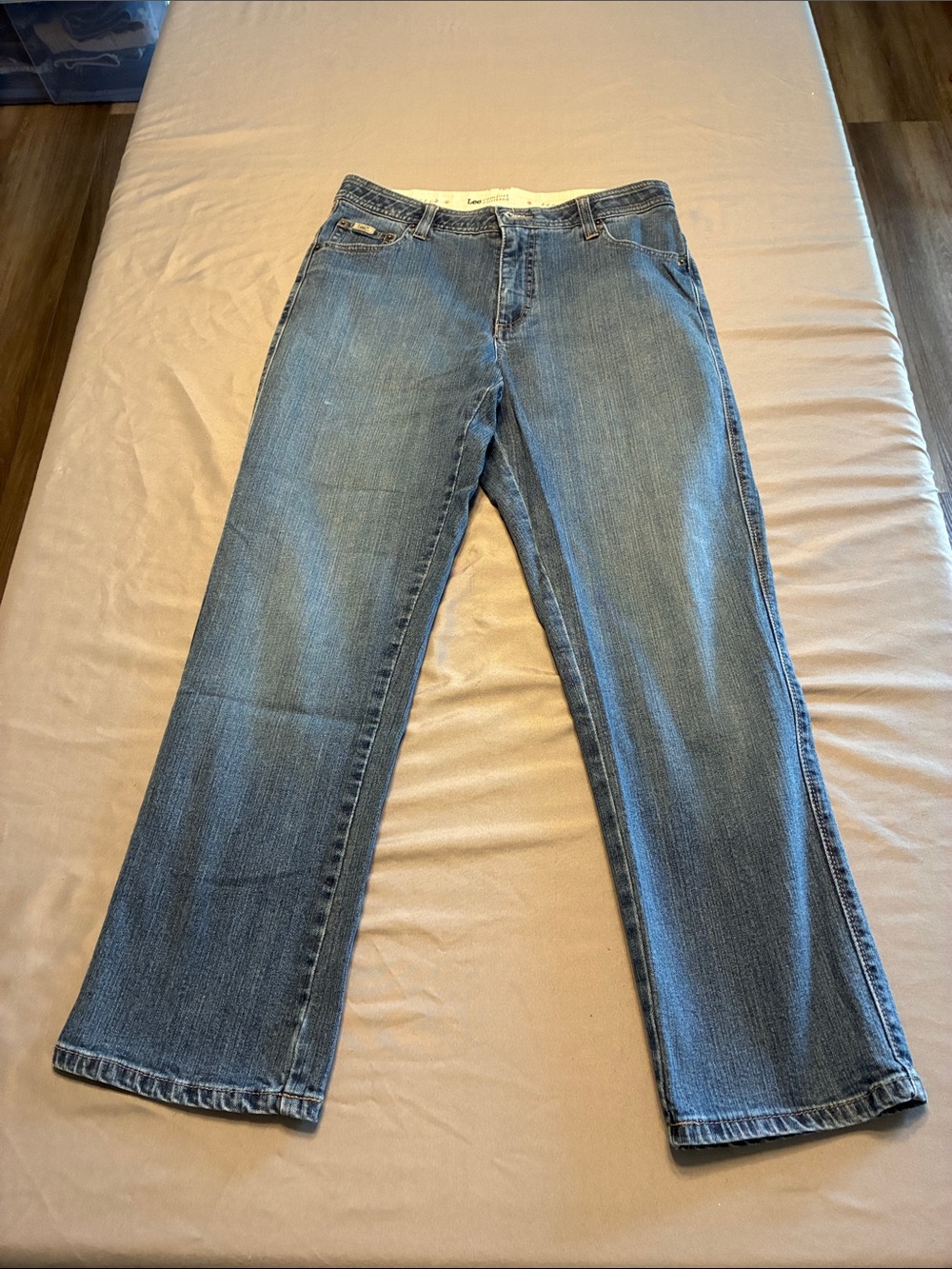 Lee Women's Wide Leg Jeans in Light Blue Denim
